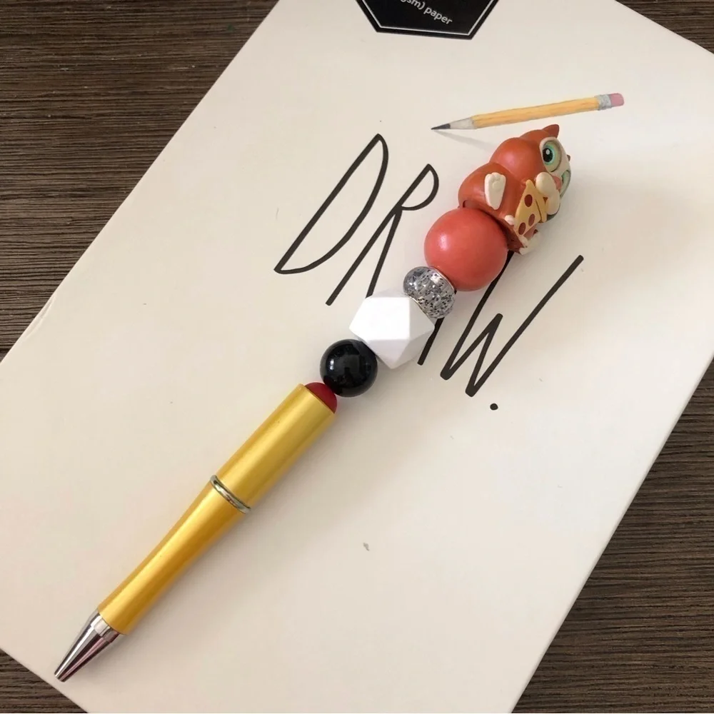Disney Doorables: Soul: Mr. Mittens handmade beaded pen